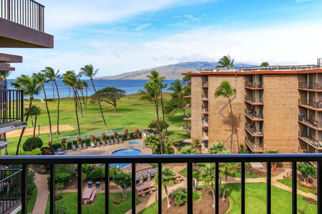 شقة Oceanfront Penthouse With Amazing Views At Kauhale Makai كيهي المظهر الخارجي الصورة
