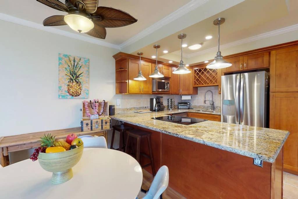 شقة Oceanfront Penthouse With Amazing Views At Kauhale Makai كيهي المظهر الخارجي الصورة